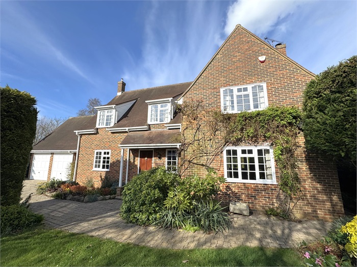 Chaddesley, Brent Hall Road, Finchingfield, CM7 4JY 